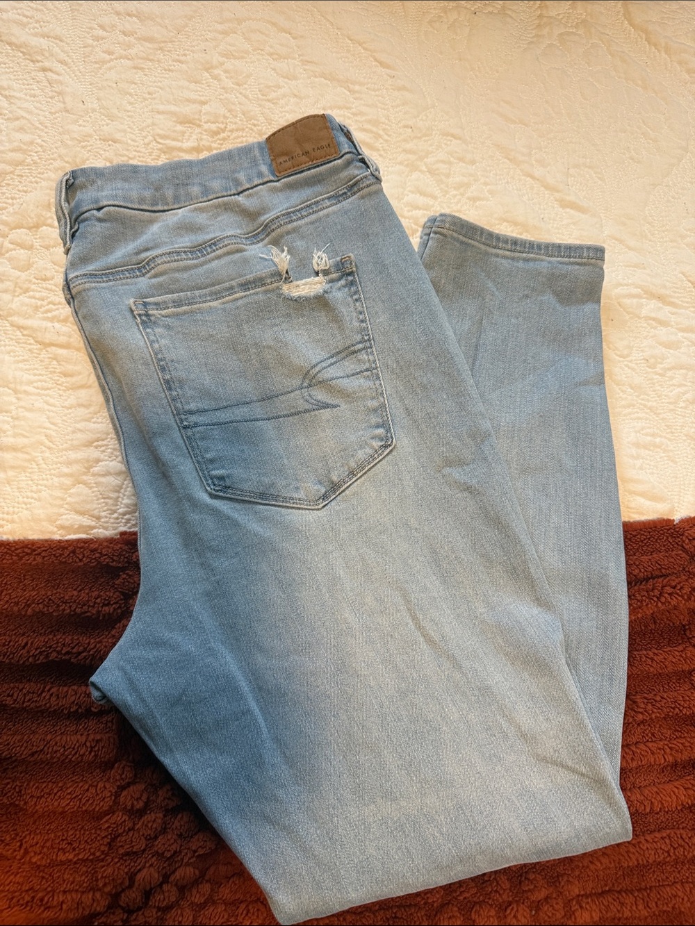 American Eagle Outfitters Light Wash Skinny Jeans